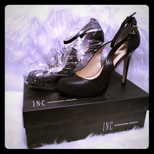 black snakeskin ankle strap heels